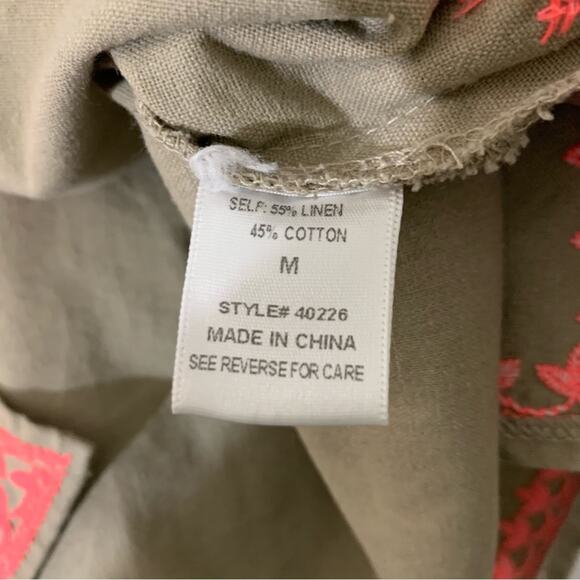Freeway linen blend embroidered top‎ size medium - Picture 5 of 8